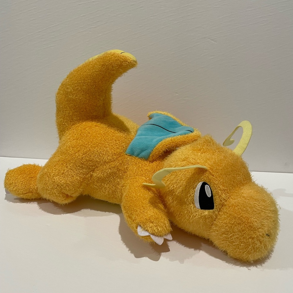 Pokémon Dragonite Plush